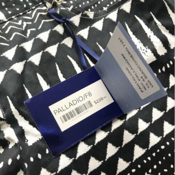 New View Skinny Straight Leg Stretch Pants - Picture 2 of 7